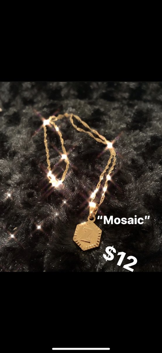 Callit_mula's tweet photo. These are the initial necklaces 1 for $12 or 2 for $20 

Legendary_links on Instagram ❤️ https://t.co/CjkIFjRJdF