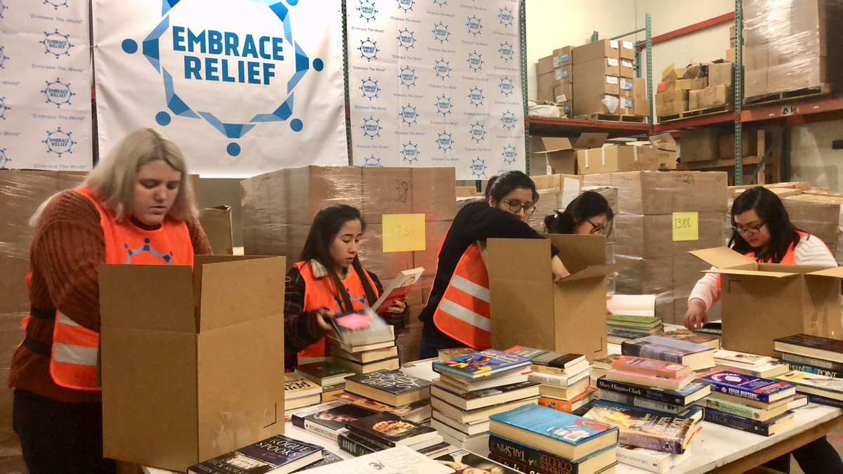 EmbraceRelief's tweet image. Our interns here at ER were hard at work today packaging 14,000 books that will be sent over to libraries &amp;amp; schools in #Kenya! A special thank you to all who helped contribute books toward our #libraryproject, it goes to show that team work makes the dream work! 😁📚 #thankyou