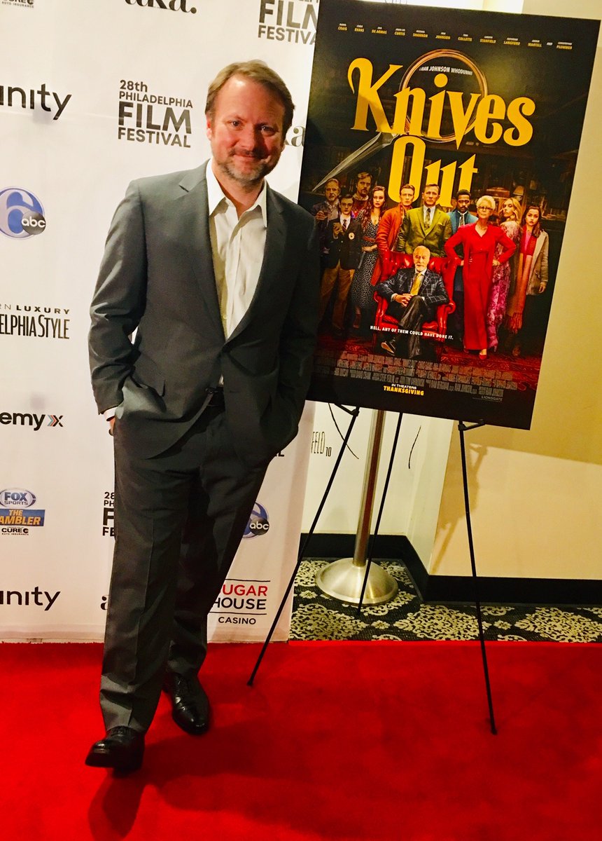 explorewithcass's tweet photo. @TheAcademy #Oscar nominee @rianjohnson cuts a sharp figure for @KnivesOut @PhillyFilmSoc in @visitphilly, new on the #blog: https://t.co/cbWbbMTZmc #pfs28 #WednesdayWisdom #Philly #KnivesOut #rianjohnson #Hollywood https://t.co/qHMybYN2Jw