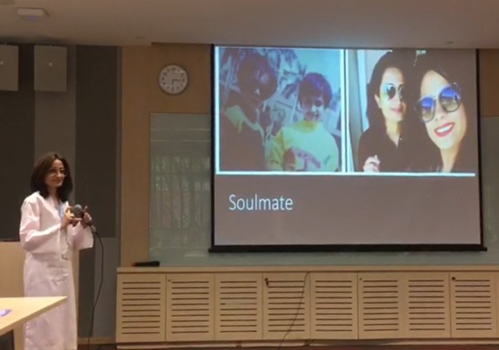 AishaSChachar's tweet photo. Passion for #Balintgroups, my Geet @YounusSana, constants @FazilaAC @Aishababar4, those who made my training bearable @DrSanaASiddiqui @drwamiq @benazir_mir, celebrity moment at Oxford after my paper presentation with @shameel06, 2/3 https://t.co/Mkclzxdh95