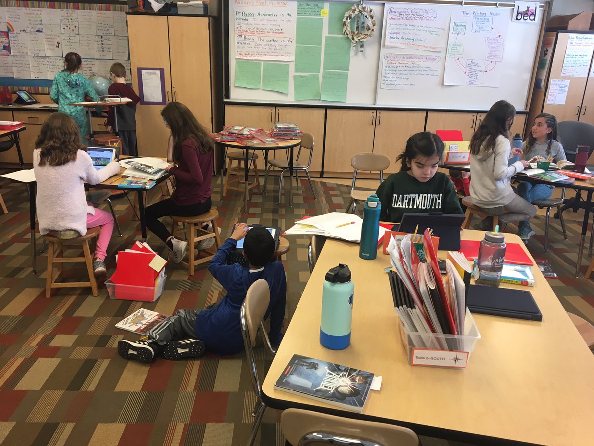 ShiplesStars's tweet photo. Afternoon students are researching topics of their own choice, asking questions, and organizing the information they find. @GreenbriarD28 @D28Northbrook https://t.co/OEP2qkbo9V