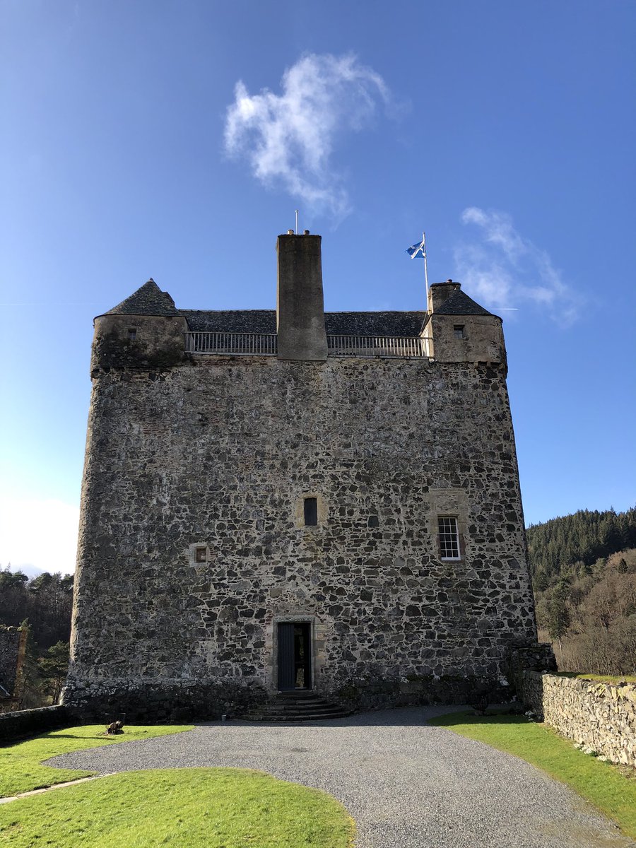 selectscotland's tweet photo. Many thanks to Lulu and Ekaterina for a fabulous day #Neidpath Castle. Great stories and hospitality. Looking forward to bringing many guests to the #Borders
#scotland #tourism #visitscotland #scotspirit #igscotland #scotshots #qualifiedtouristguide https://t.co/LP1TwsonsH