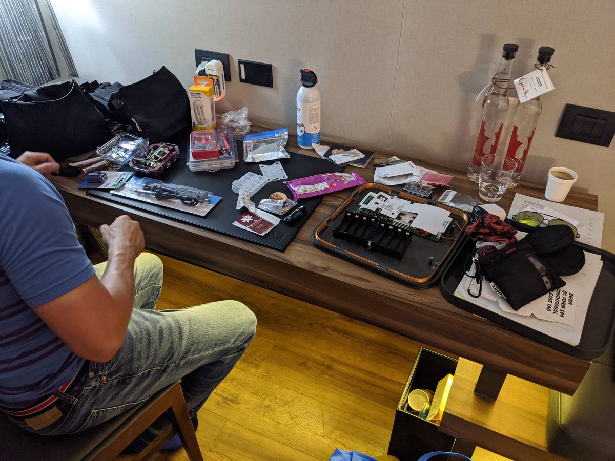 N3uhaus's tweet photo. @OsintelMax @nisos This was @tyler_robinson and I trying to fix some stuff on the fly in the hotel room in Mexico. Glad we put that no service sign on the door https://t.co/bdOP1o4OJa