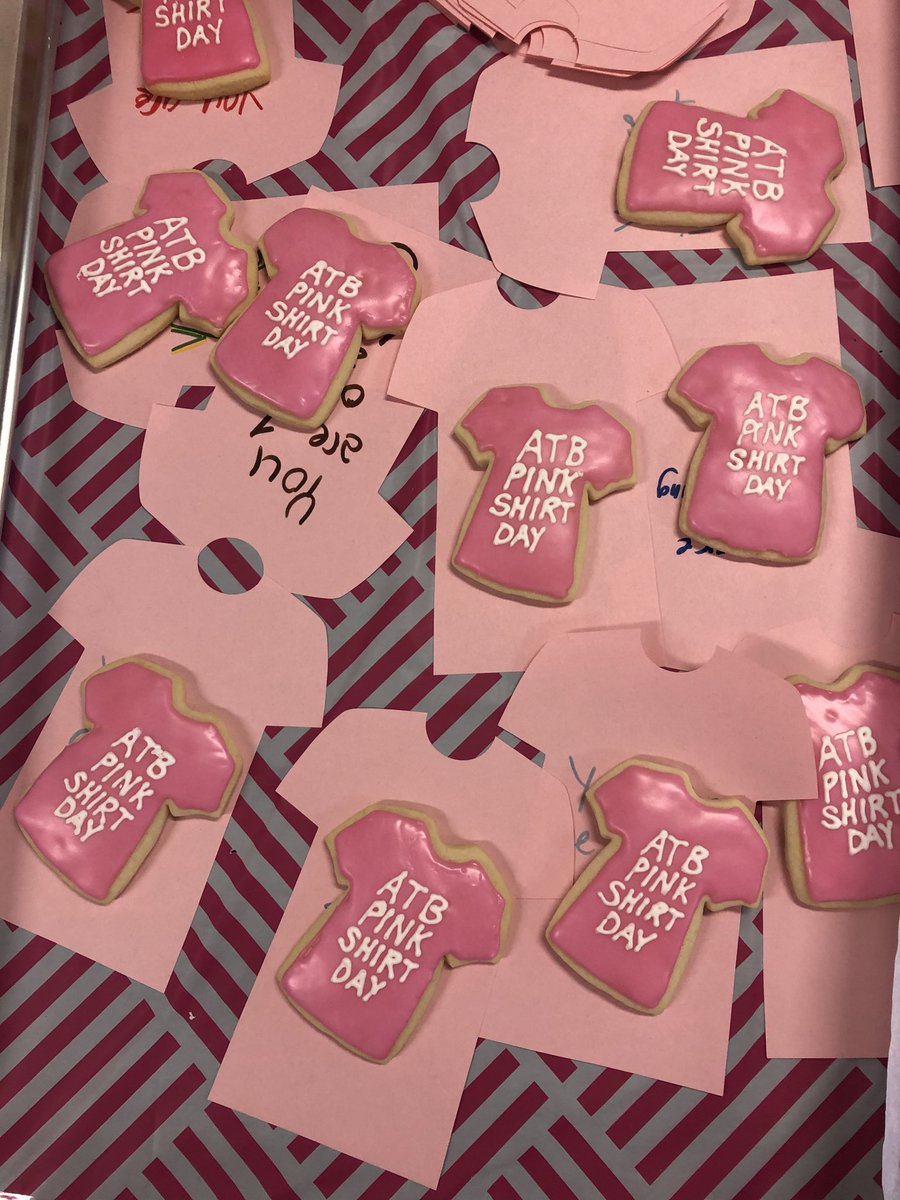 AngelicaMenck's tweet photo. Blown away by all the action at Chester Ronning School today. Our Junior ATBers were sharing cookies and messages of kindness in honor of #pinkshirtday. Feeling pretty special ⁦@atbfinancial⁩ https://t.co/HIpOvnHczb