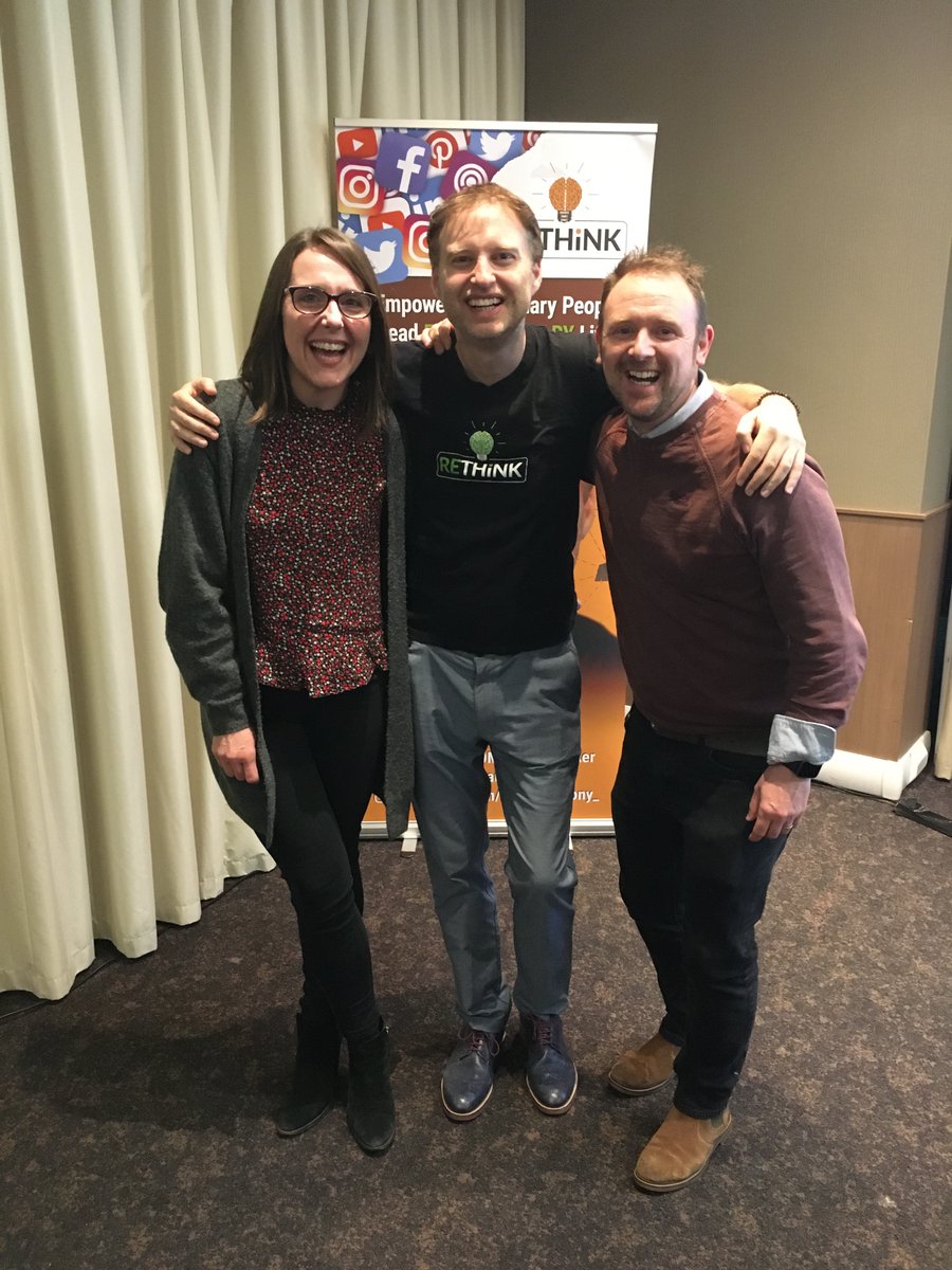 MT_GOODLIFE's tweet photo. Great day with @PaulOMahony #learning about all things #socialmediamarketing as part of the #rethinkandgrowrich session in Canary Wharf. Fingers crossed this pic will get us into the Last 16 on Friday for the best #CringeWorthy  #fanboy pic 😂🤣!! https://t.co/g7Yn8ZuwaV