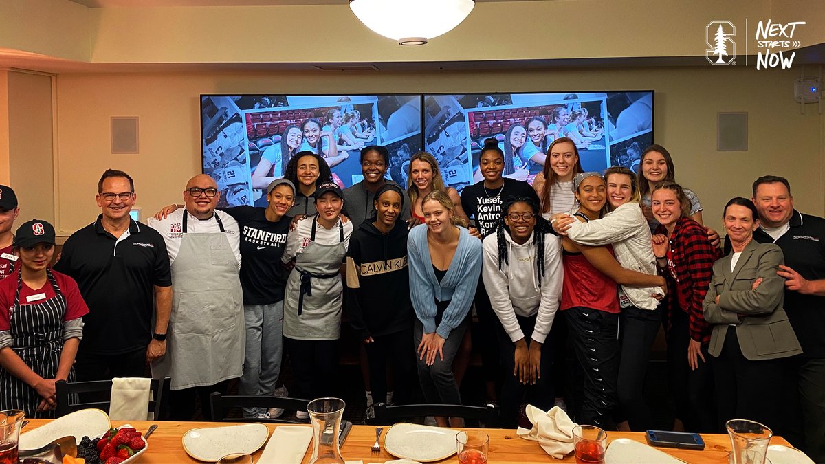 Always eating good with <a href="/StanfordDining/">Stanford Dining</a>!

Thanks for taking care of us! 😋

#GoStanford