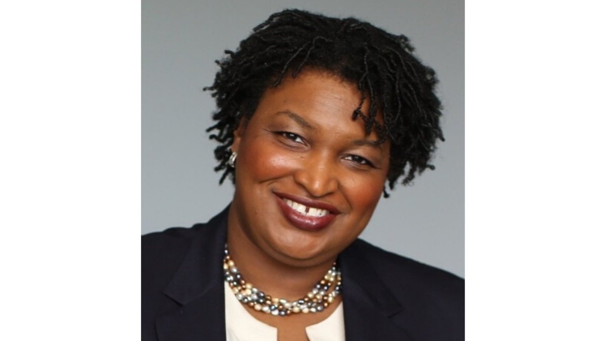 ALA_PLA's tweet photo. The #PLA2020 Opening Session starts NOW, featuring political leader, author, entrepreneur, &amp; nonprofit CEO Stacey Abrams! Sponsored by @OCLC.  https://t.co/vz7ZeUDuqd #MusicCity #publiclibraries #libraryvalues https://t.co/utdsPuOjkb