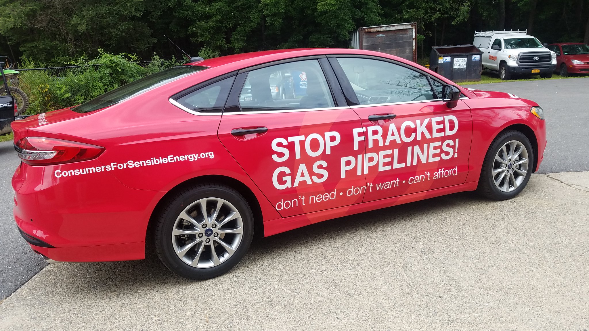 on Twitter "Car wraps helps you with changing the