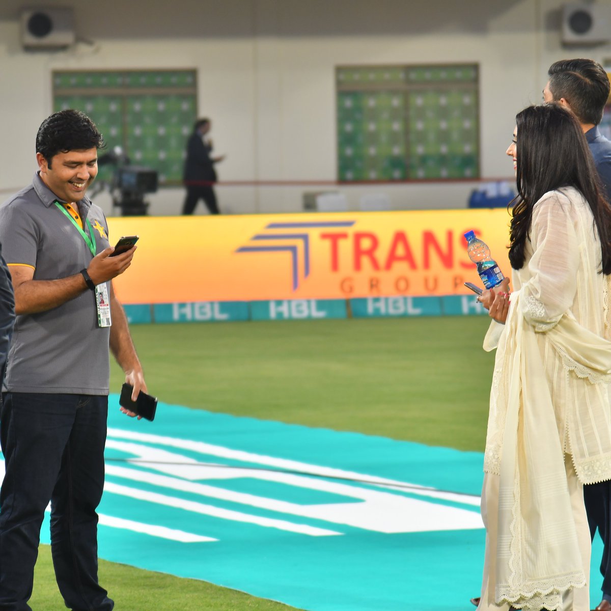 Mussanaf's tweet photo. When @ZAbbasOfficial said what she is saying repeatedly these days 😅 

#TeamMultan #HBLPSLV https://t.co/1IL8ZwdVUb