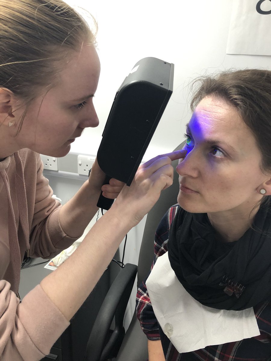 HSunassee's tweet photo. @OptometryUwe @JosieBarlow1 @MeniconUK @Menicon_com another great session with the future of specialist fitters, most impressed with the skills and attitude towards #Specialistlenses #Sclerals #Menicon #TimeXL #easypeasy #noproblems https://t.co/DkVjjMqjB1