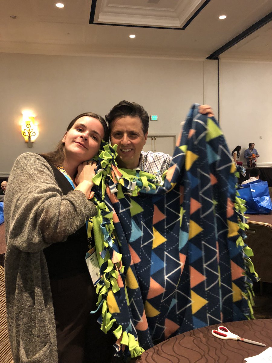 Social_JenBren's tweet photo. Loved our afternoon at @Sprinklr ASKO where we spent some time together making blankets and care packages for the local community in Orlando #sprinklrlife #ASKO2020 https://t.co/DHFwgkSSCn