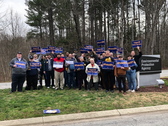 protectepa's tweet photo. EPA workers are mobilizing across the country to protect the agency from the administration's ongoing attacks on its workers and mission. #ProtectEPA #1u 

https://t.co/8Mgeyodi3c https://t.co/6M7xsMvVBK