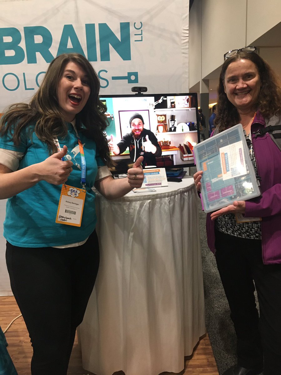 birdbraintech's tweet image. Thanks to everyone who came to our #LiveStreamLearning demo, and congrats, Roxanne! Enjoy the Hummingbird Premium Kit!
#IDEAcon #IDEACon2020