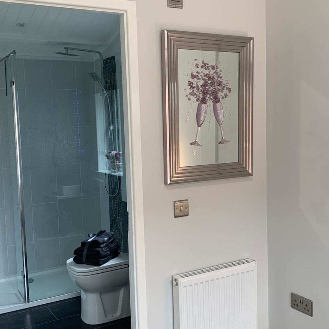 art_hull's tweet photo. These beautiful champagne flutes look amazing complimenting this customers bedroom!!! #wallart #interiordesign #champagne https://t.co/oHf0c9Ehth