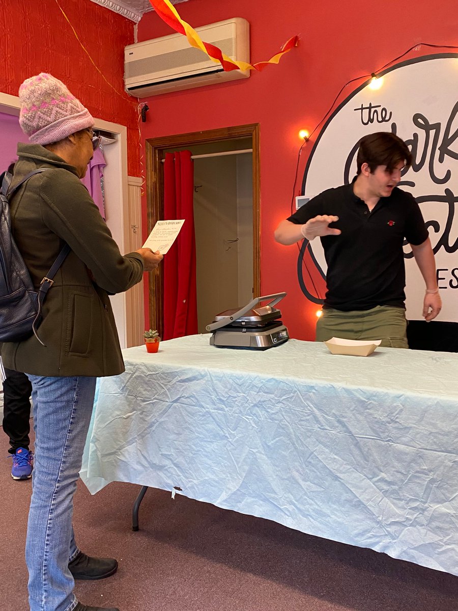 CuCollective's tweet image. Sonny's Pizza is selling at Clark Collective on Wednesdays! Stop by for a treat. #fresh #freshfood #eatatsonnys