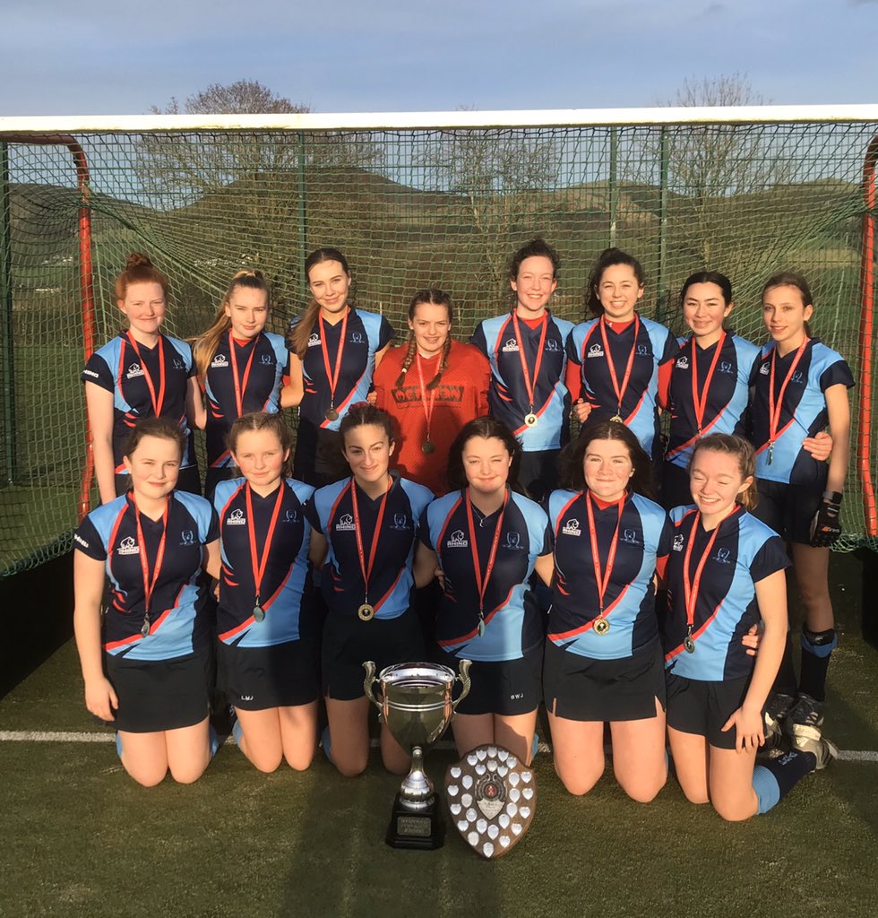 GlantafPEMerch's tweet photo. PENCAMPWYR HOCI D16 CYMRU!!🏑🏴󠁧󠁢󠁷󠁬󠁳󠁿🏆🥇🏑🏴󠁧󠁢󠁷󠁬󠁳󠁿🏆🥇🏑🏴󠁧󠁢󠁷󠁬󠁳󠁿🏆🥇WELSH U16 HOCKEY CHAMPIONS!! https://t.co/E3f03eXnf5