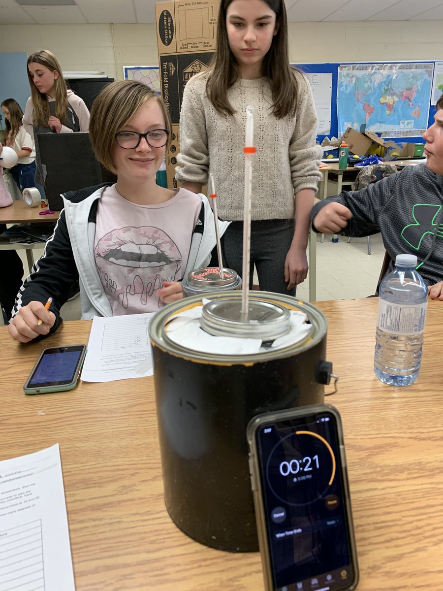 TosCentral67's tweet photo. Today was Thermos testing day for our Grade 7s! @TosorontioPS @SCDSB_Schools #SCDSBScience #heatunit https://t.co/L86dSYOZud