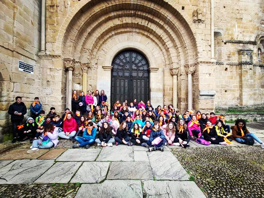 dominicasleon's tweet image. Finalizamos nuestra tercera jornada de inmersión lingüística en el bello municipio de Santillana del Mar.

#learningenglish #learnandenjoy  #gettoknownewplaces
