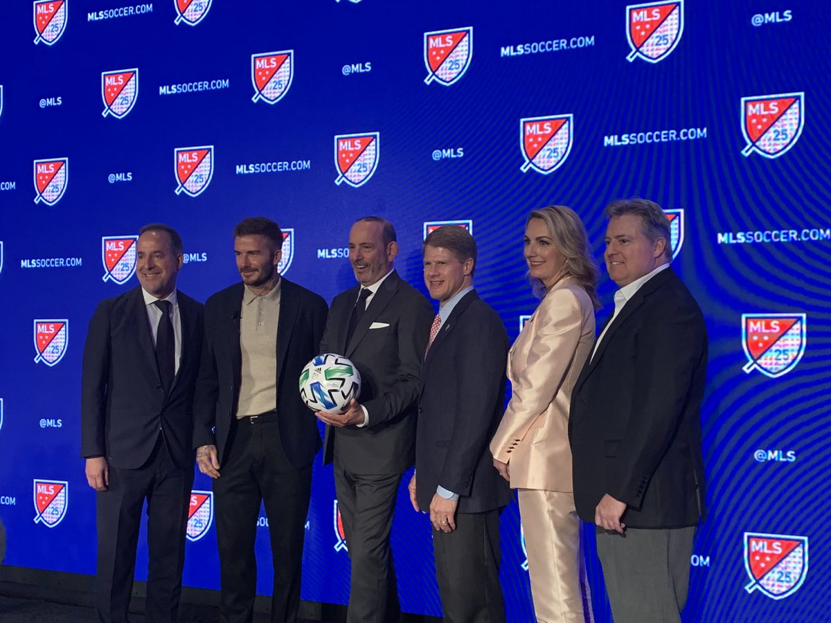 carolynkindle's tweet image. What an amazing experience at today’s @MLS 25th season kick off event. Always love catching up with other owners and, of course, the highlight might’ve been finally meeting David Beckham! #STLMade #MLS4TheLou