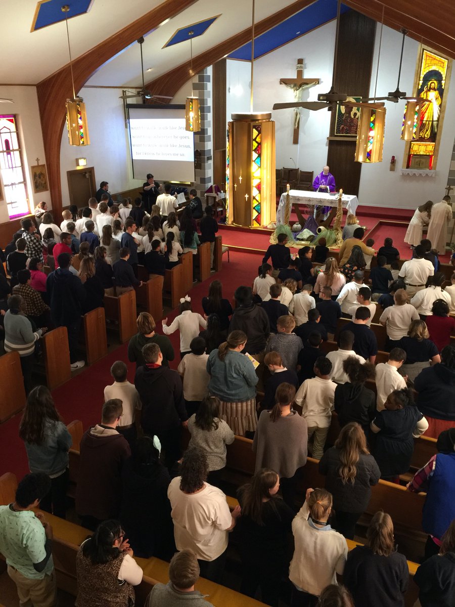 Beautiful Ash Wednesday Mass this afternoon!
#ashwednesday #ashwednesday2020 #lent