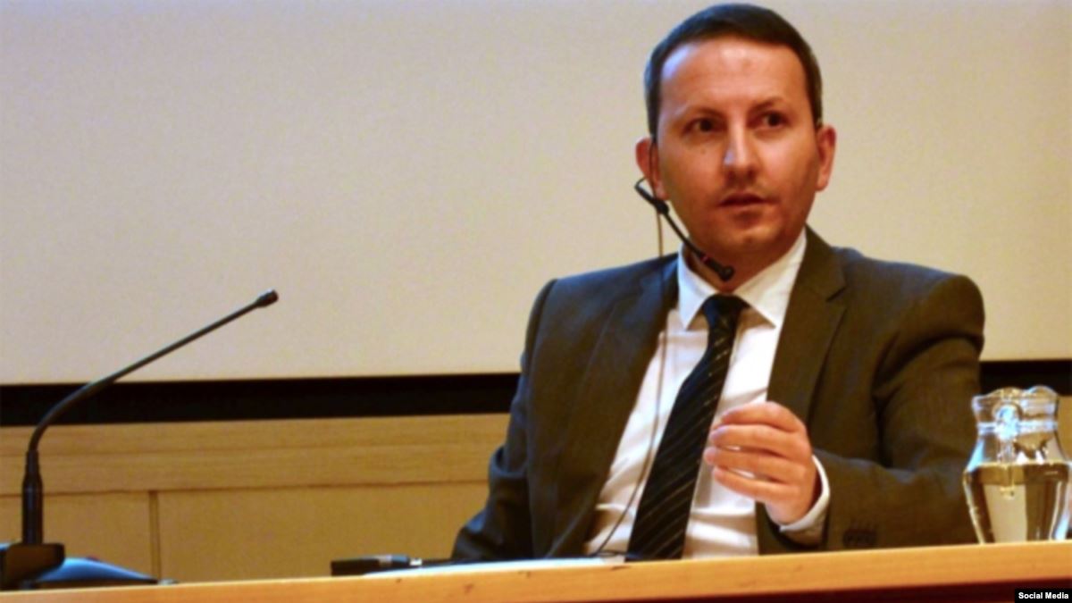 مشاهده عکس در توییتر