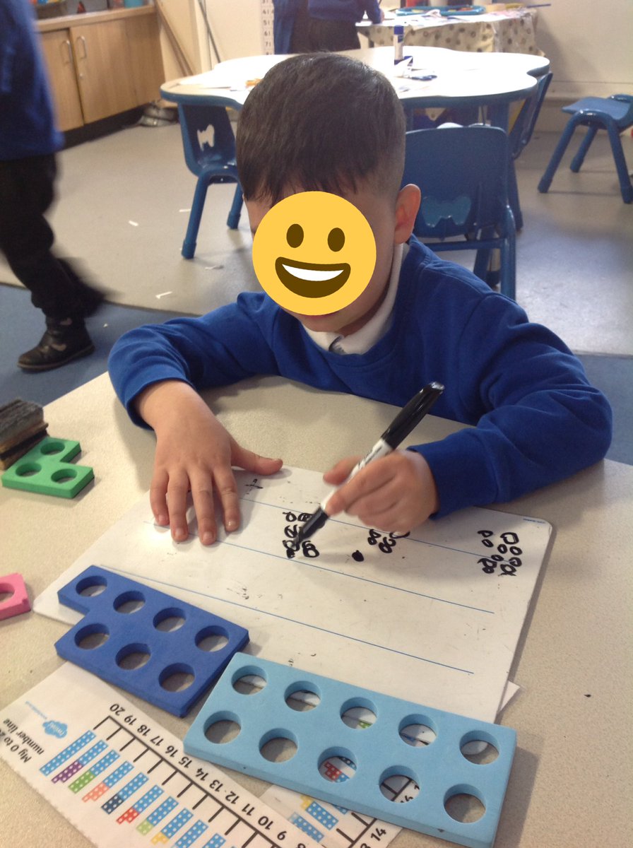 FirbeckPrimary's tweet image. Numicon addition work in Reception today. 
#welovemaths #practicalwork #independentlearning