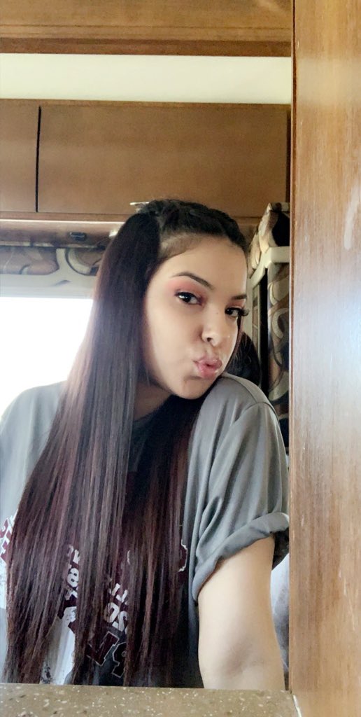 First picture on my new Twitter 🤩☹️