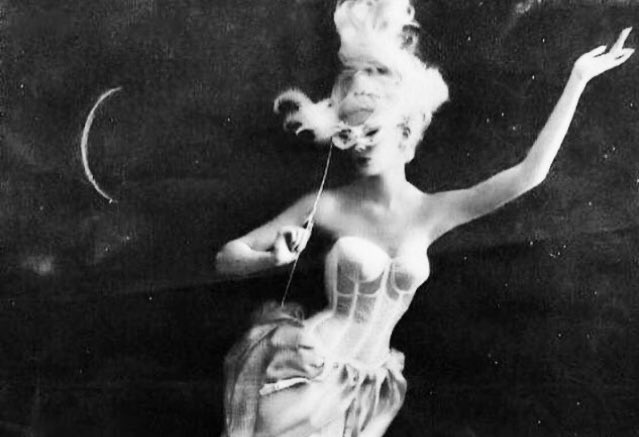 JwPrebich's tweet image. #wcw #writers

I’m restless
things are calling me away
my hair is being pulled
by the stars again

— Anaïs Nin