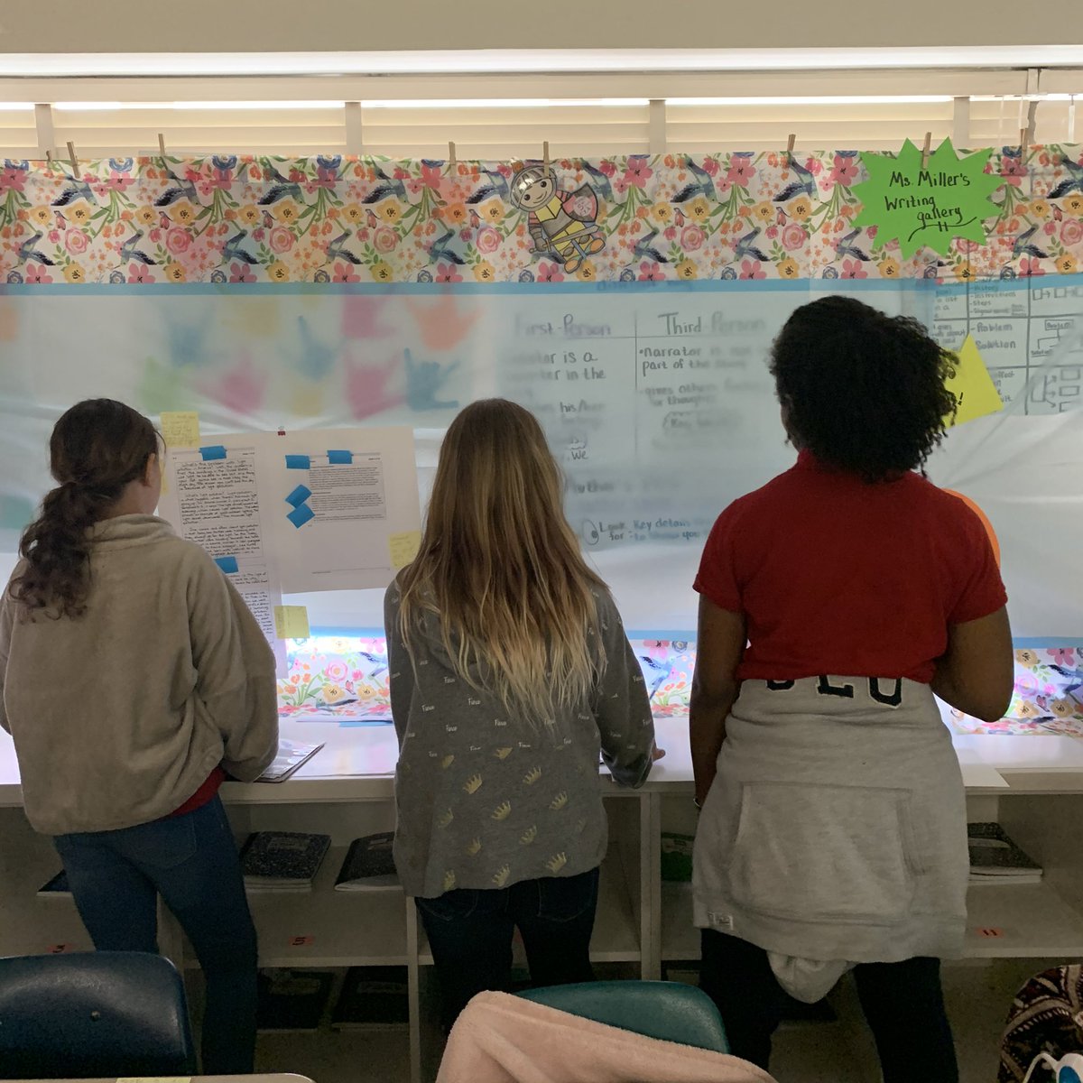 AMiller02321996's tweet photo. Our informational writing gallery walk was a success! The students received feedback and worked to improve their strategies to become better writers...loved the collaboration and peer editing with my 5th graders today📝 @HHSK8Knights https://t.co/GEIv5DvHFp