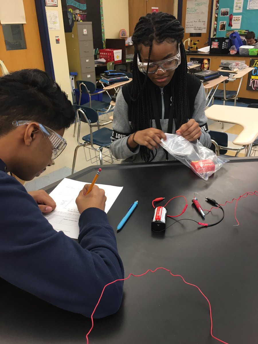 Allison Parajon tweet media