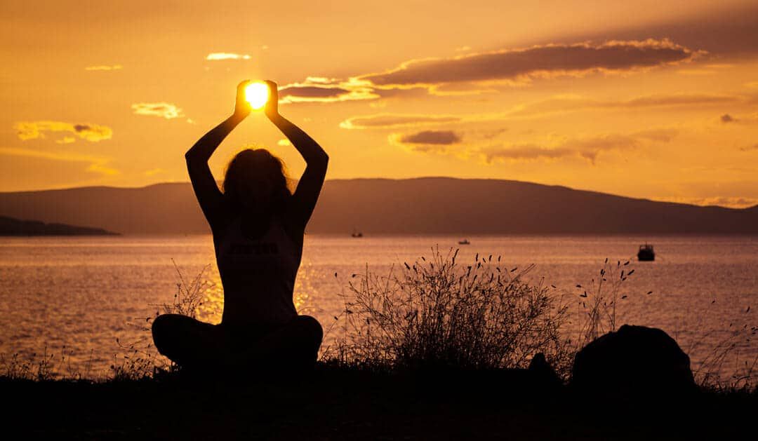 Does Yoga benefit the brain? Yes! Read more and understand the whys....
buff.ly/2NnuSZu