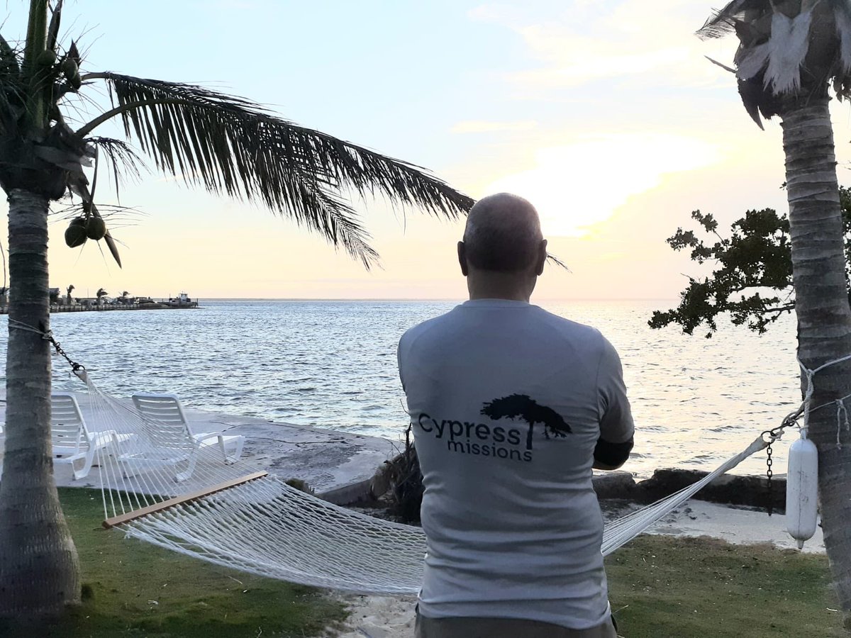 CypressMissions's tweet photo. Cypress is back in the Abacos this week focusing on getting families back into their homes and continuing the marathon relief effort #BahamasStrong https://t.co/8gzWvN9qhK