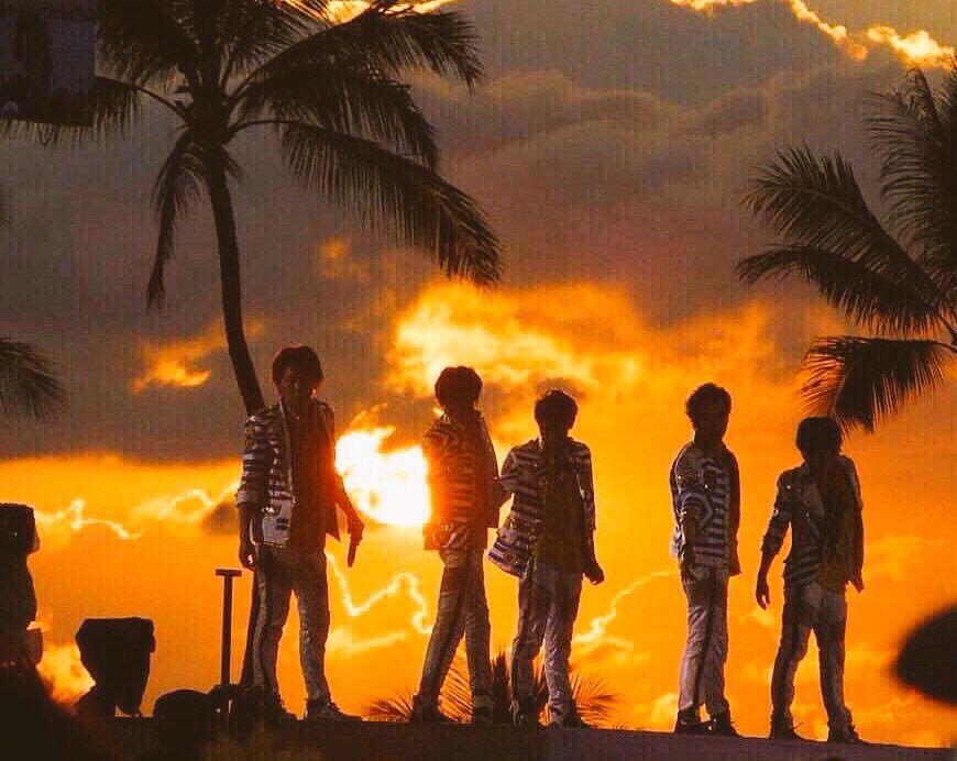 luv5mj's tweet photo. @arashi5official かーわーいー🥳✨✨✨✨✨
ゴールデン大賞おめでとうございます🎉㊗️🍾嵐さまのおかげで日本が世界が毎日笑顔でいられます💜休止まで悔いのないように全力でついてきます٩(ˊᗜˋ*)و✨健康に気をつけてね✨ https://t.co/0y5RJTvdk2