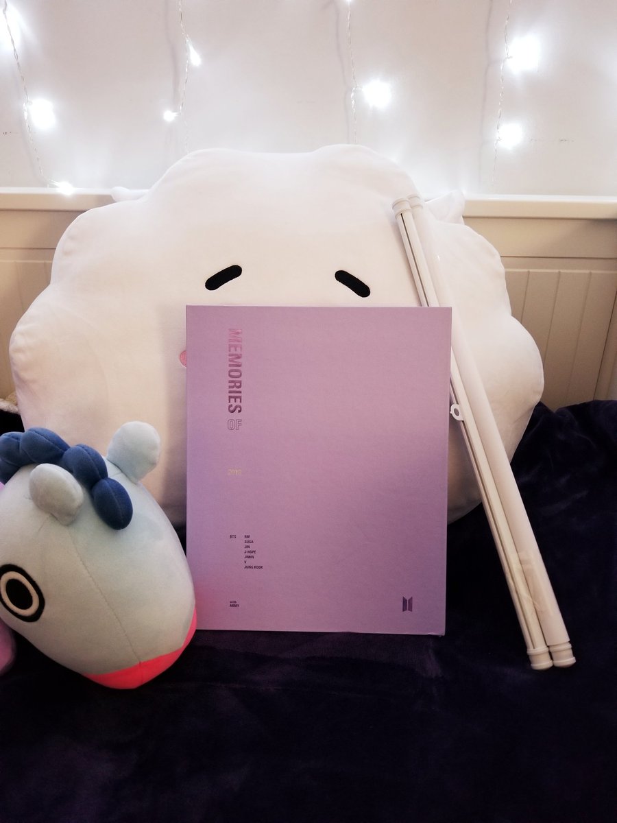 LovelyRMDimple's tweet photo. ✨I'm going to do be doing a giveaway for Memories of 2018 including the poster!✨
Rules:
💕USA only
💕Like and Rewteet
💕Leave a funny comment
💕Follow me
💫The giveaway will end on March 5th at 11am cst.💫 #BTS #Giveaway #btsgiveaway https://t.co/GGYIwotVok