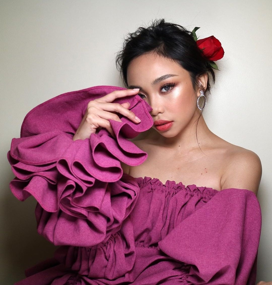 MWTrendSquad's tweet image. A blessed Thursday everyone! 😊 

Our official tagline for today :

MOReVotes ForHeartHeartGirl

Happy Tweeting Fam! 
@maymayentrata07 @Barber_Edward_