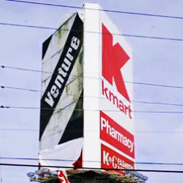 Chicago_History's tweet image. Which one did you prefer?

Venture or K Mart?

#ChicagoHistory ™️