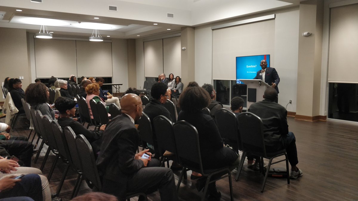 GreensboroAlpha's tweet photo. Judicial Candidate Forum hosted by Kappa Lambda #AlphaPhiAlpha and 
@betaiotaomega 
Chapter of #AlphaKappaAlpha Sorority, Inc.
#avotelesspeopleisahopelesspeople https://t.co/sPkvCJMPHo