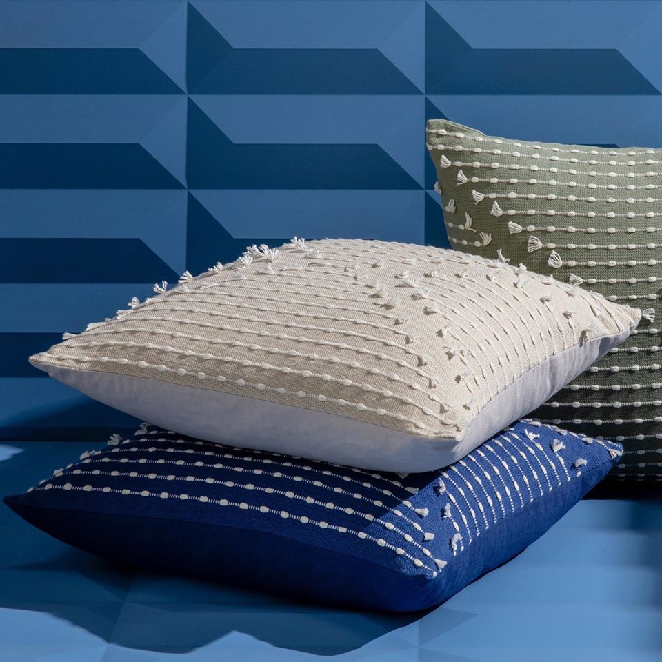 BiancaHomeDecor's tweet photo. Looking to style your lounge space? All you need are these elegant cushions. The NEW cushion range.. https://t.co/YLVQO4FRkU https://t.co/CmVyYzzYFt