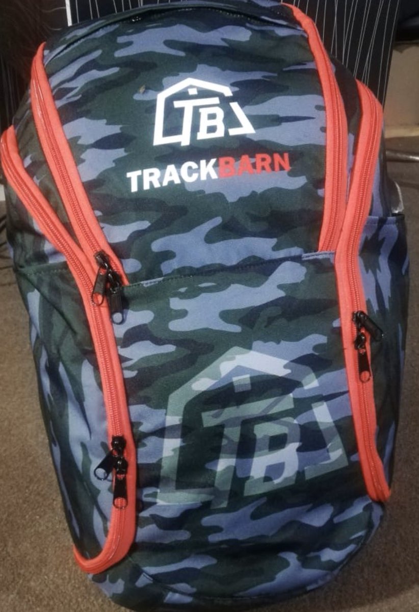 trackbarn's tweet photo. So our girl Mary Foster @ThrowSumthin wanted us to make her something unique with Red zippers. It's finally here. We customize Zippers too!! #TBCustom https://t.co/HUGyYNIsmG