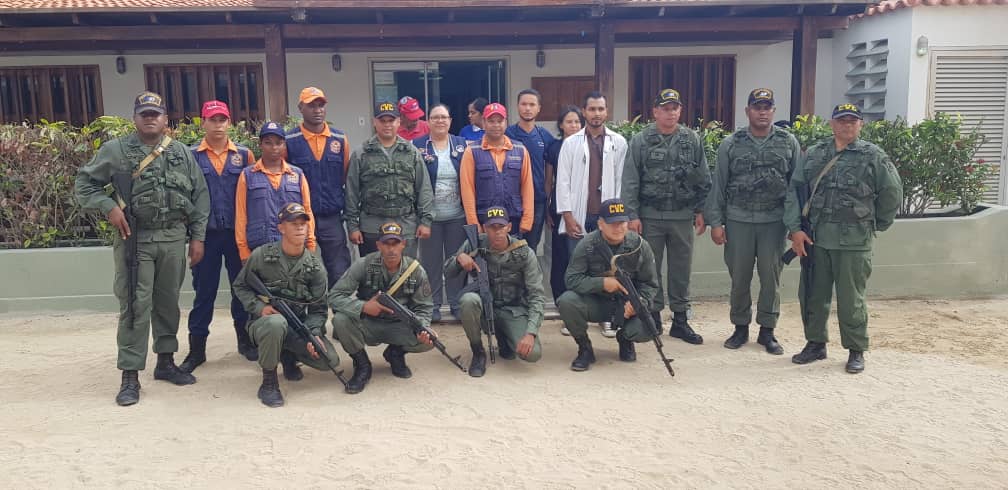 ivsslosroques's tweet photo. #14Feb @AmbulatorioR Simulacro Ejercicio en unión Civico-Militar Escudo Bolivariano, Médicos de @AmbulatorioR #IVSS @PCivil_Ve @AB_Guardacostas y #GNB por una Patria Soberana @NicolasMaduro @magallyvina #NuestraFuerzaEsLaPaz https://t.co/GOSVxLOY8D
