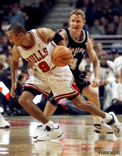 An equally strange find was images of John Starks in a Bulls jersey. I'd forgotten about Starks in Chicago.