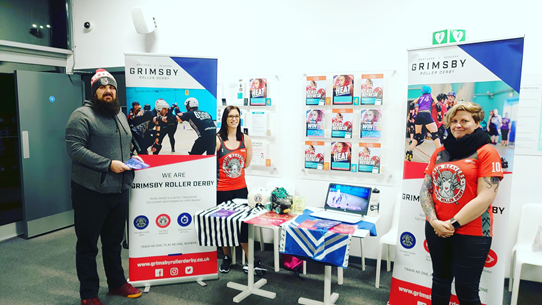 PureGym_GRIMSBY's tweet photo. Grimsby Roller Derby in club tonight - BOOM @PureGym_GRIMSBY  

#Grimsby #rollerderby #brutal #local #awareness #getinvolved #fullcontact https://t.co/moQ7epnioL