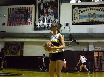 SunderBF's tweet photo. Imágenes de nuestro Entrenamiento Abierto de Carnaval 🏀 🎉
Ya estamos en la recta final, cerrando los equipos para afrontar la Temporada 2020, que comienza a fines de Marzo. ⠀⠀⠀⠀⠀⠀⠀⠀⠀⠀⠀⠀⠀⠀⠀⠀
📸 @kya.fotografia 
#VamosSunder 🖤 https://t.co/yYzkv8IX7m