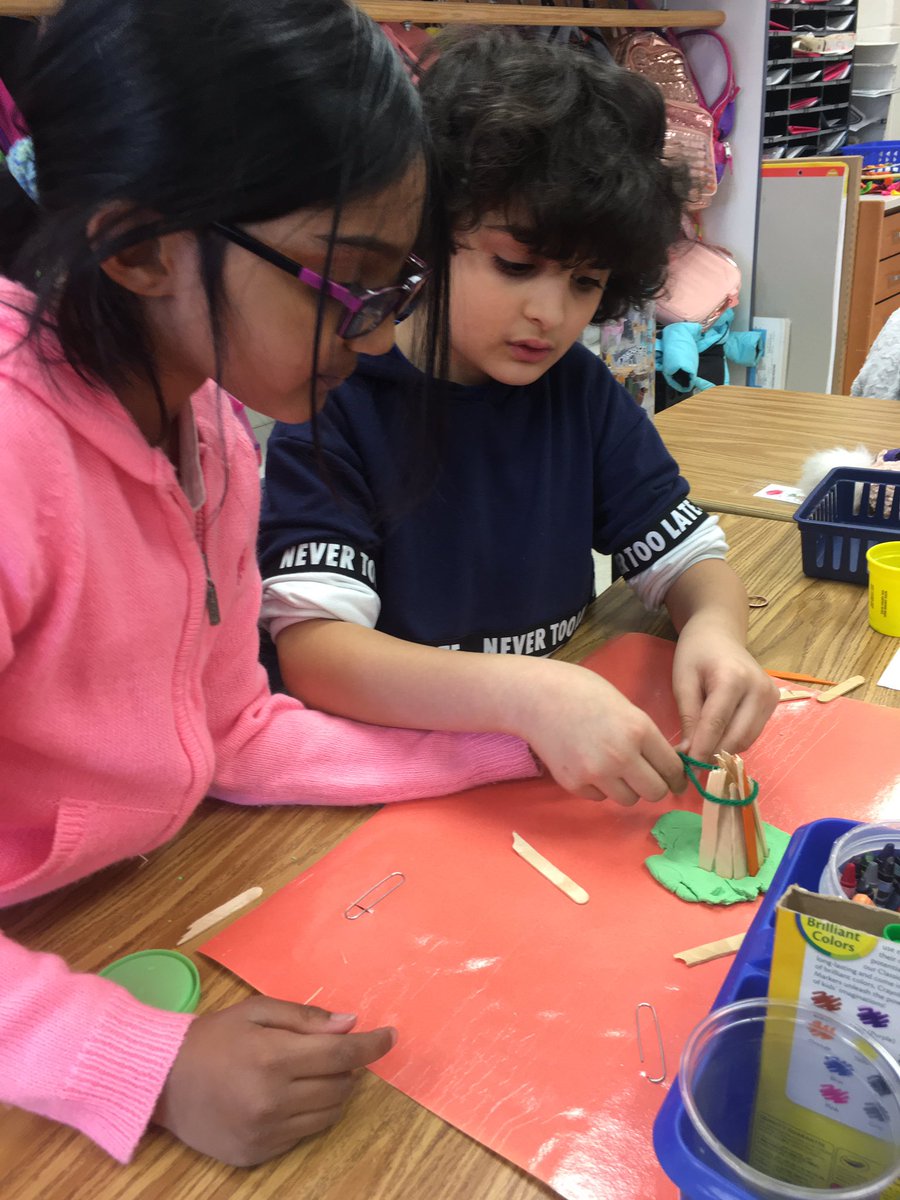 kdpaxson's tweet photo. Students had to think like the Native Americans of the Great Plains and construct what they thought their homes looked like. They also had to guess what natural resources the materials represented. @FCPSMcNairES https://t.co/HbznB9Z9Zo