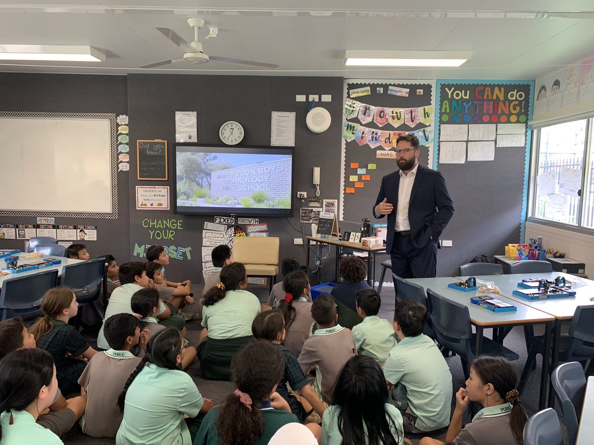 despinatso's tweet photo. Thank you to @JCBTHS for visiting our school and engaging students in an electricity stem activity! https://t.co/Hh2afW5F17