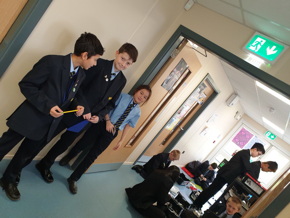 bmatsfg's tweet photo. Our robotics crew and their mentors from @BurntMillAcad spent the whole day getting ready for the #TERobotics challenge taking place at @QMUL next week.
One trust one dream 👍
@BMAT_Trust https://t.co/bHjWtyKD00