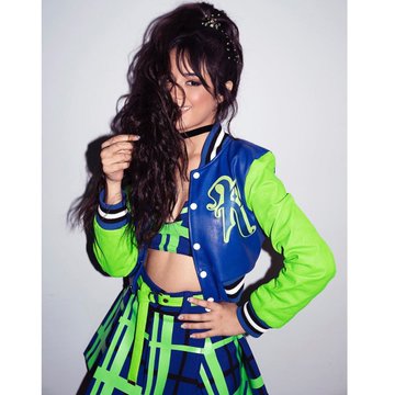 106.1 KISS FM tweet media