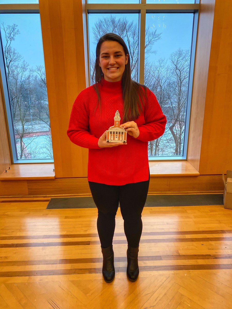DenisonSoftball's tweet photo. 🎉CONGRATULATIONS🎉 Angel Ehrenschwender was celebrated today as one of Denison’s Distinguished Leaders on campus. #denisonproud #kindofabigdeal #celebratedfamilystyle https://t.co/b3W9Mw4Tar