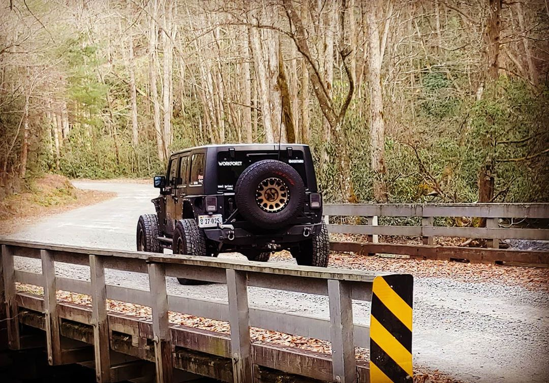 raptorseries's tweet photo. Time to hit the road! Repost @sgtmiki

#jeep #jeepsofinstagram #jeepwranglerunlimited #jeeppage #jeepjk #offroading #rubicon #jeeplove #jk https://t.co/e6b4HXJAj4