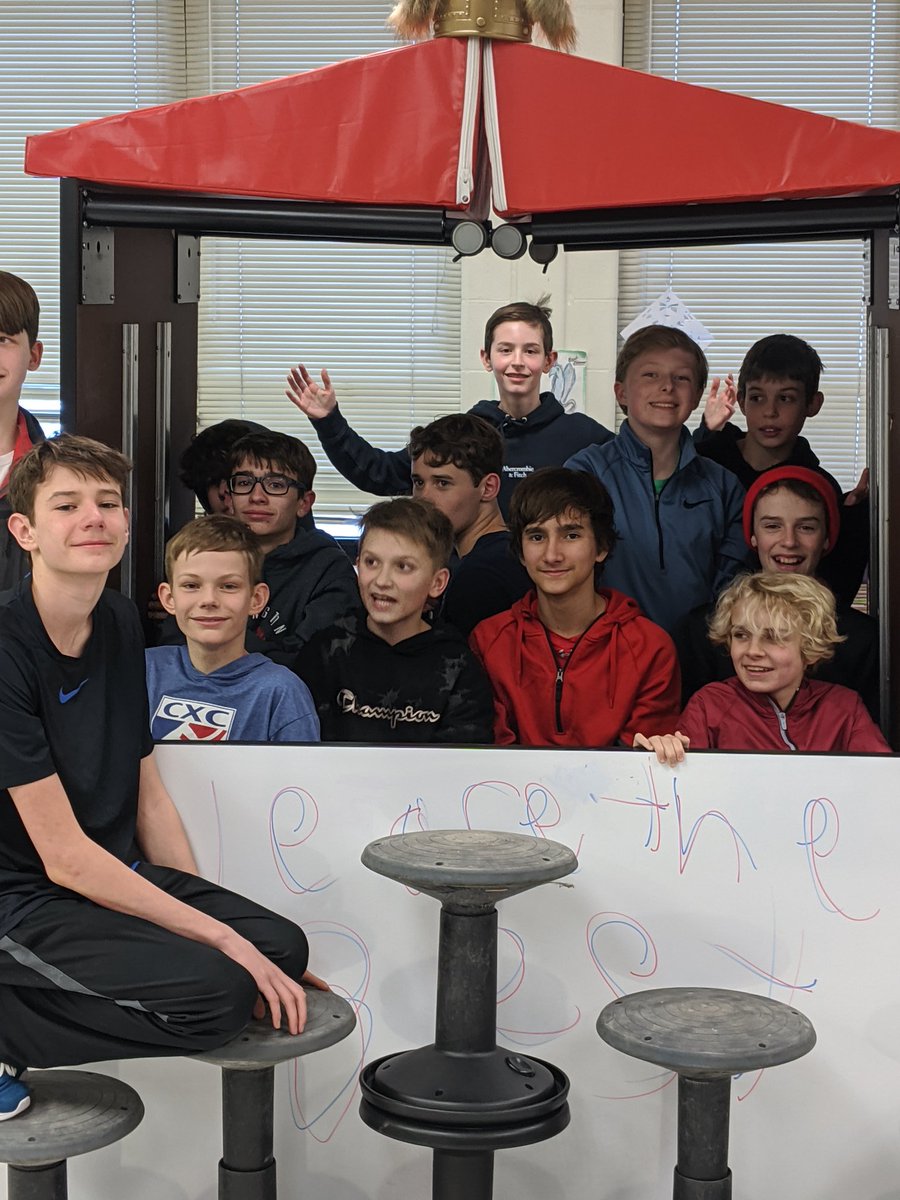 MrBartlettBSD's tweet photo. Post run fort building. Who builds the best fort? https://t.co/SolocdCz26